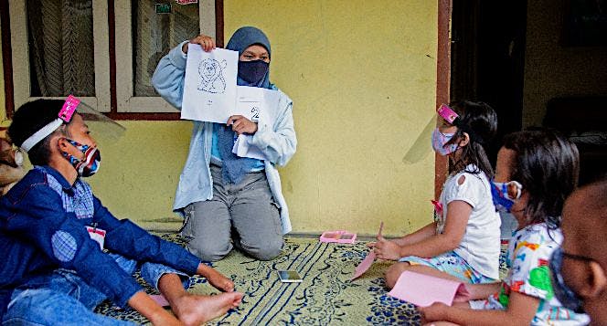 Bantuan Belajar untuk Adik-Adik Sekolah Sungai
