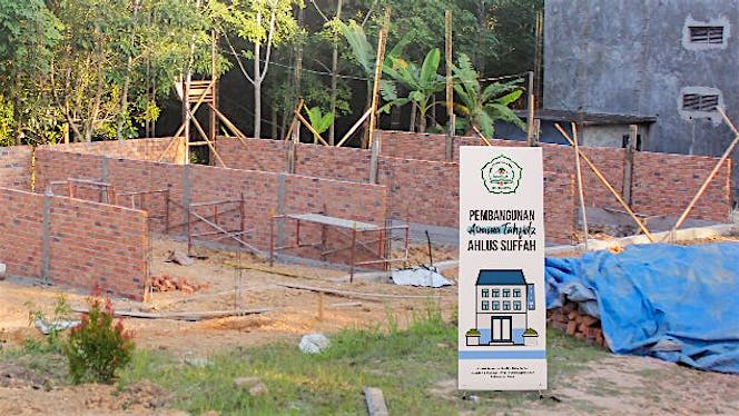 Bantu Asrama untuk Santri Pesantren Ahlus Shuffah