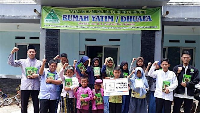 Gerakan Wakaf Al-Qur'an Tebar 1000 Al-Qur'an Gel 3