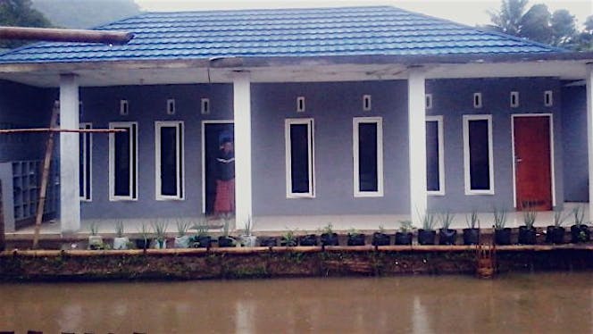 BANTU LUNASI HUTANG PEMBANGUNAN ASRAMA SANTRI