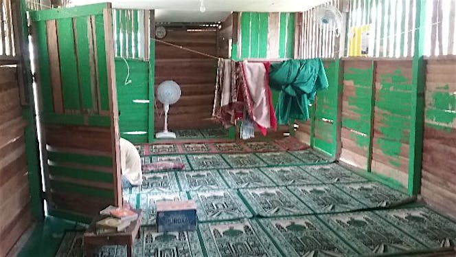 Mushola Miftahul sudah kurang LAYAK
