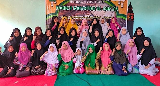 Wakaf Tanah Untuk Asrama Santri Dhuafa