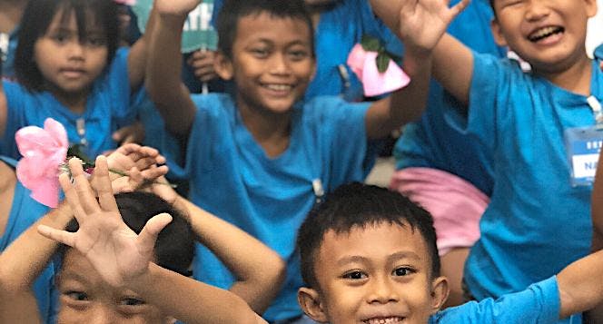 Bantu Rumah Belajar Saab Shares Jakarta