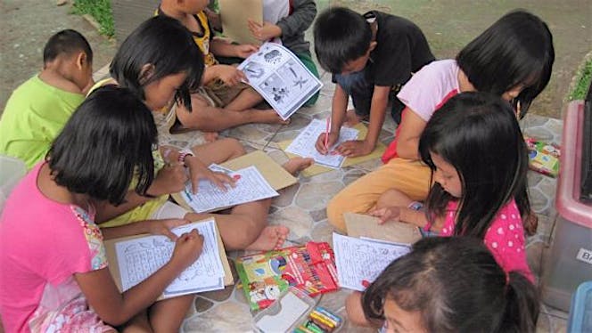 Bantu Buka Kembali Perpustakaan Anak Jaticempaka