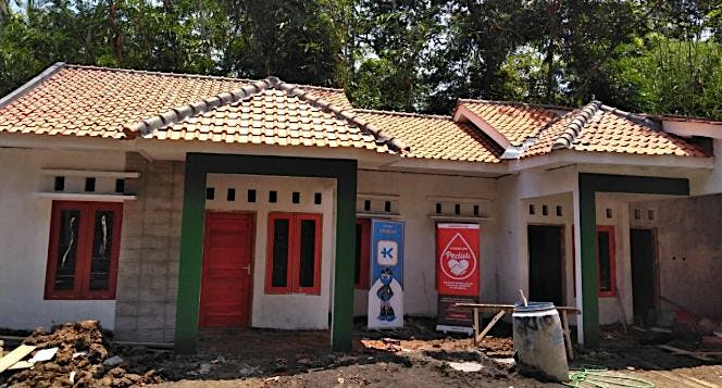 Bantu Penyelesaian Rumah SenyumSenja