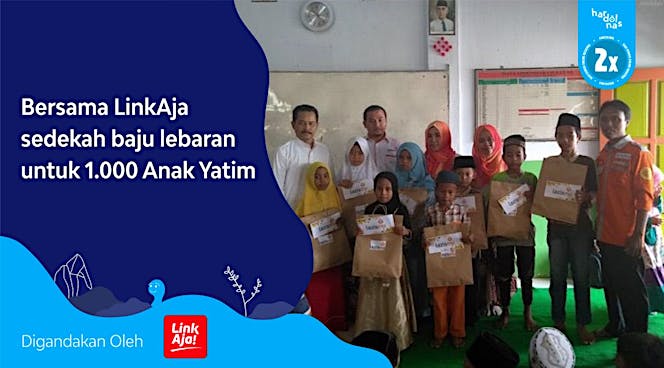 LinkAja Berbagi Baju Lebaran Ke 1.000 Yatim Dhuafa