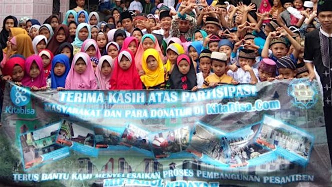 Bantu Renovasi Pesantren & Mesjid Miftahul Hidayah