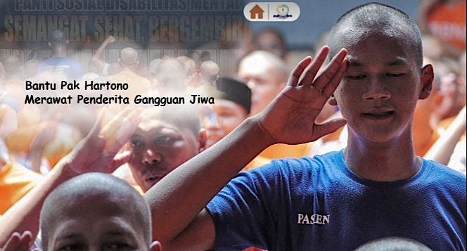 Bantu pak hartono merawat penderita gangguan jiwa.