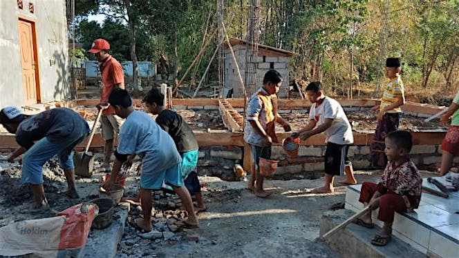 bantu bangun pesantren untuk yatim dan dhuafa