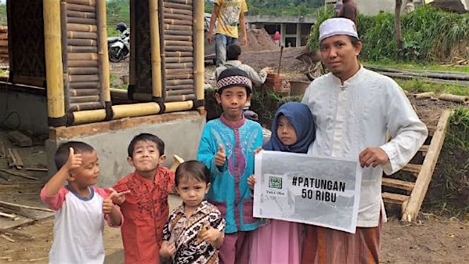 Bangun Pesantren Tahfiz Gratis di Garut Jawa Barat