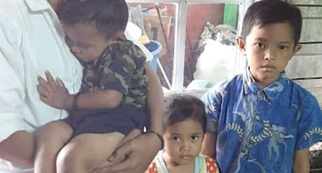 Bantu Ramdan, Rani, Rizki dan Heri. Yatim Piatu