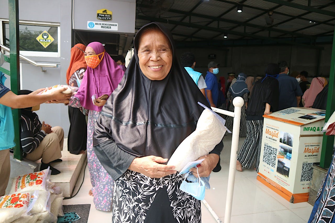 Bayar Zakat Masjid Raya Bintaro Jaya